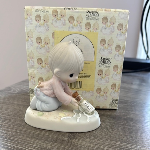 Precious Moments Child Figurine in Pink and White - Picture 1 of 1